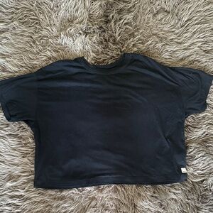 Vuori Black Energy Tee